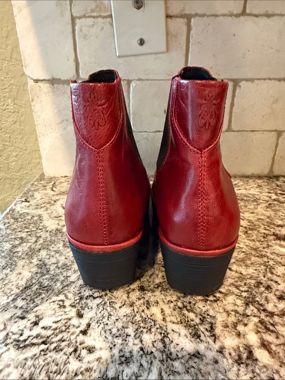 Fly London Yave leather Wedge Chelsea Boot size 36